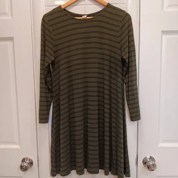 sage green swing dress Barclay Playdate Sunrise Spin Dress Unpainted Yellow Sage Size 1 main image 1